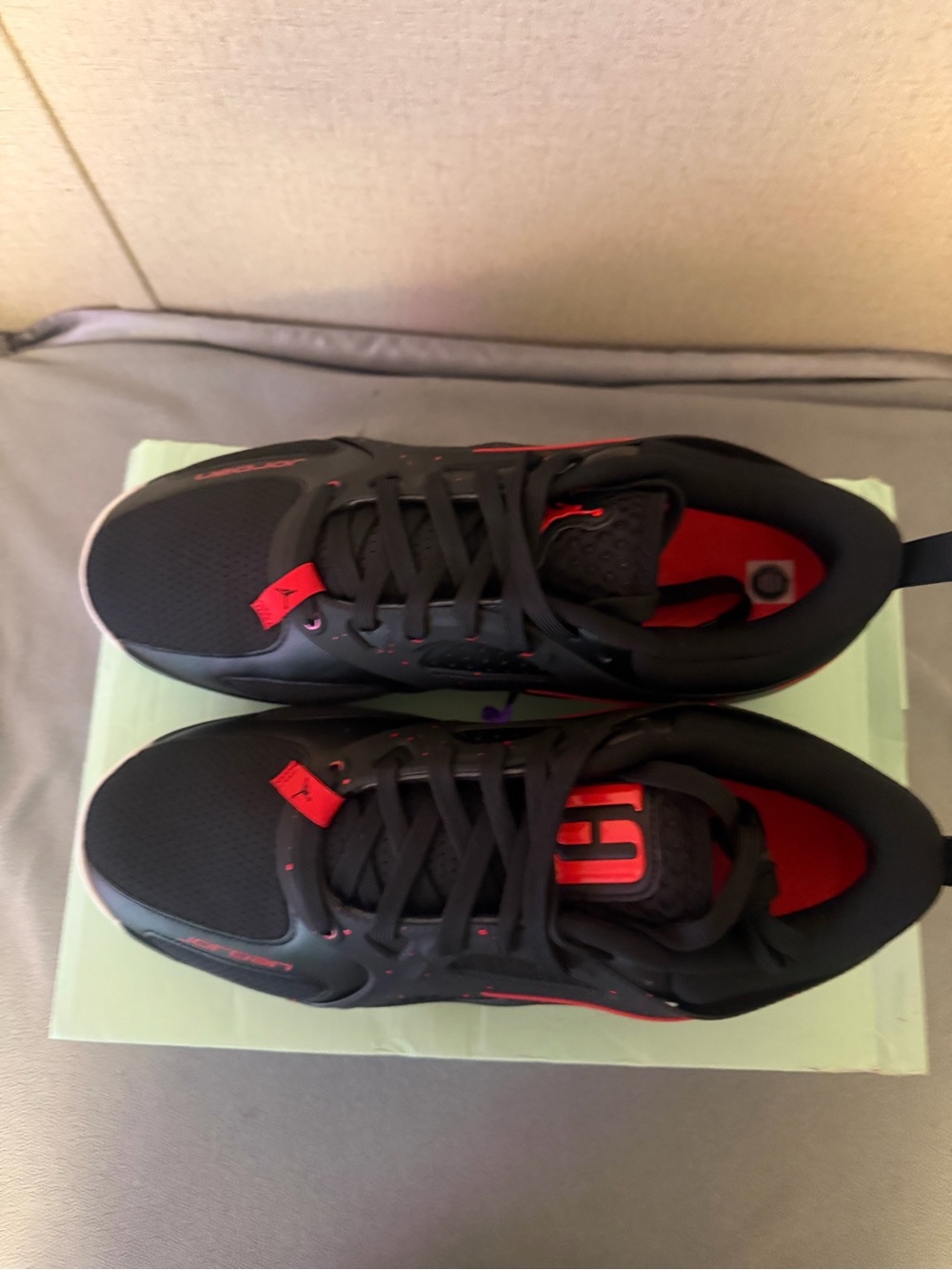 Jordan Heir Series Box - Mint Green with Black Label